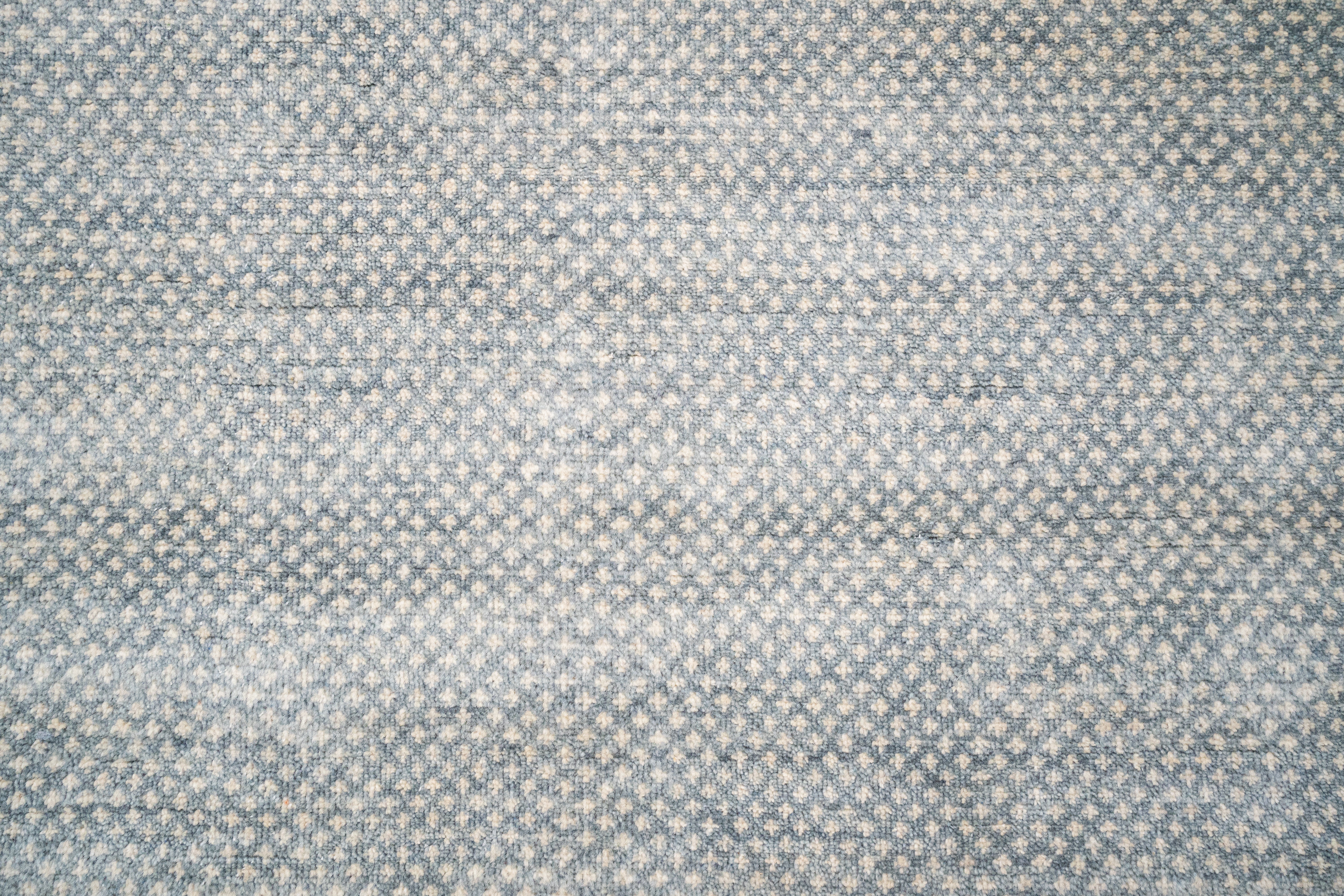 Handknotted Carpet, DIA - 2347